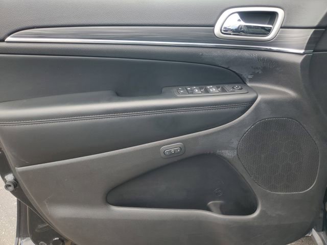 Used 2021 Jeep Grand Cherokee Limited image 10