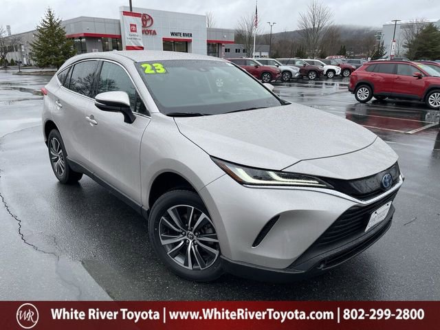 Certified 2023 Toyota Venza LE image 1