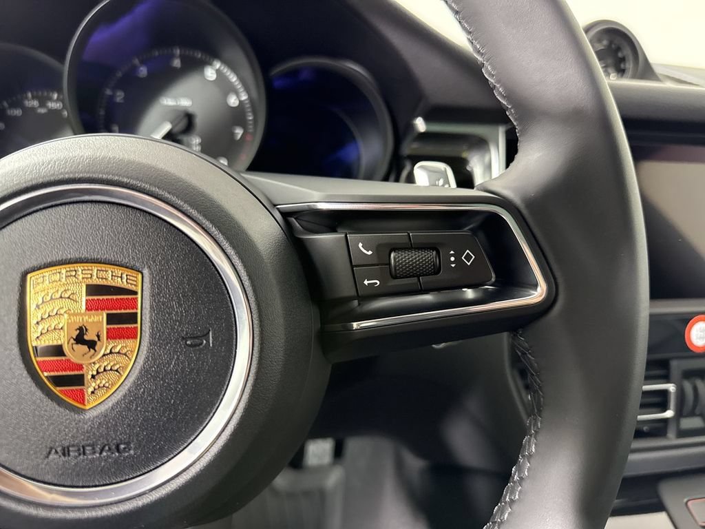 New 2026 Porsche Macan AWD/4WD image 39