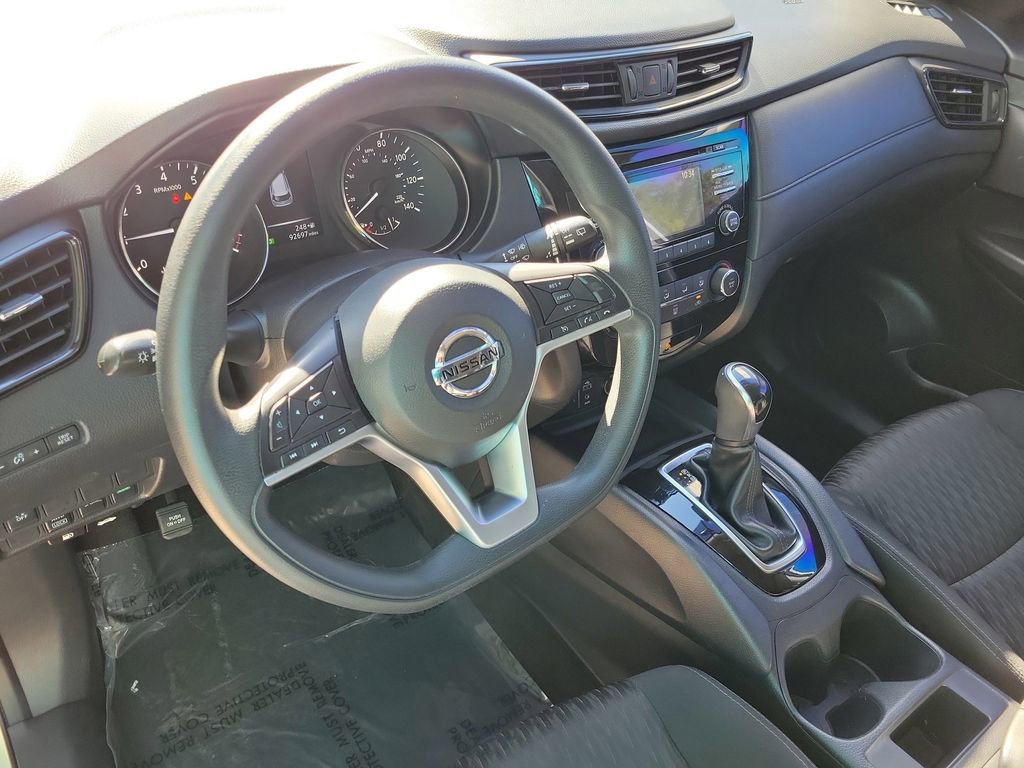 Used 2017 Nissan Rogue S image 22