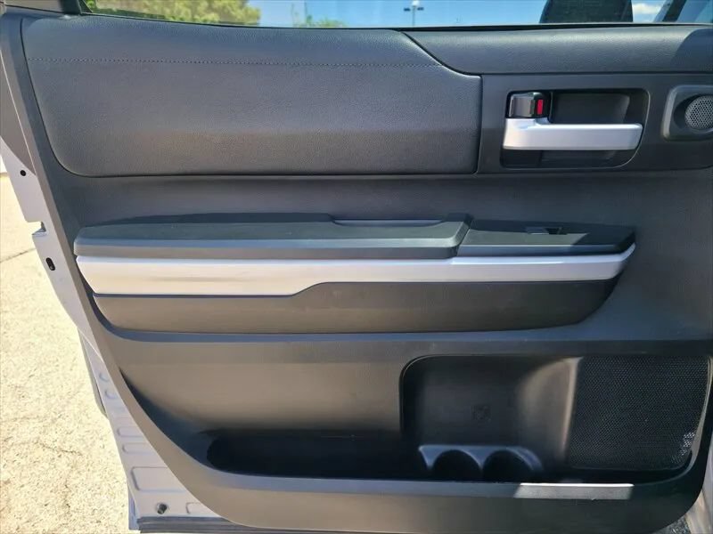 Used 2021 Toyota Tundra SR5 w/ Trail Edition AWD/4WD image 18