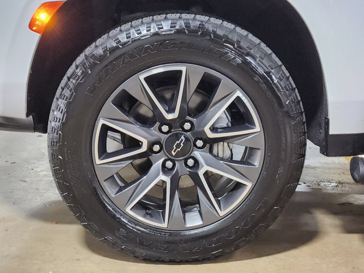 Used 2021 Chevrolet Tahoe Z71 AWD/4WD image 28
