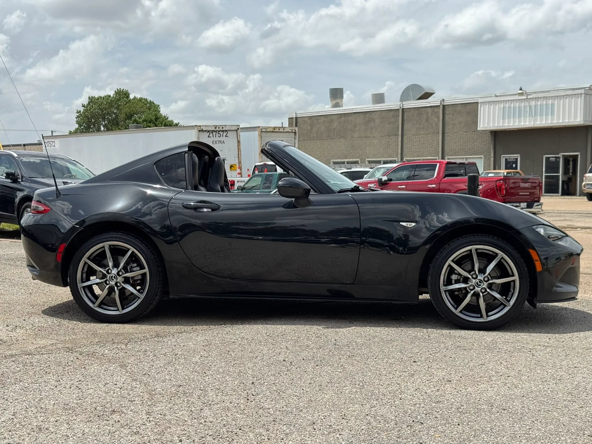 Used 2020 MAZDA MX-5 Miata RF Grand Touring RWD image 15