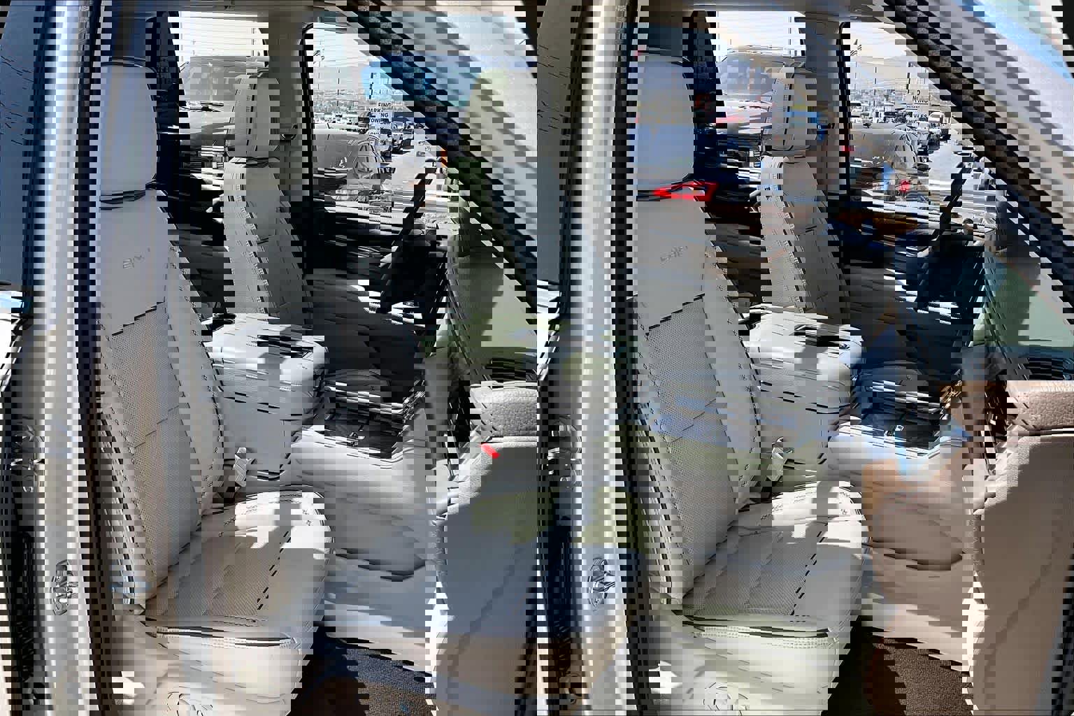 Used 2022 GMC Yukon Denali w/ Max Trailering Package image 9