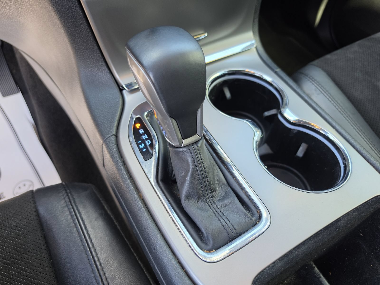 Used 2022 Jeep Grand Cherokee Laredo X RWD image 33