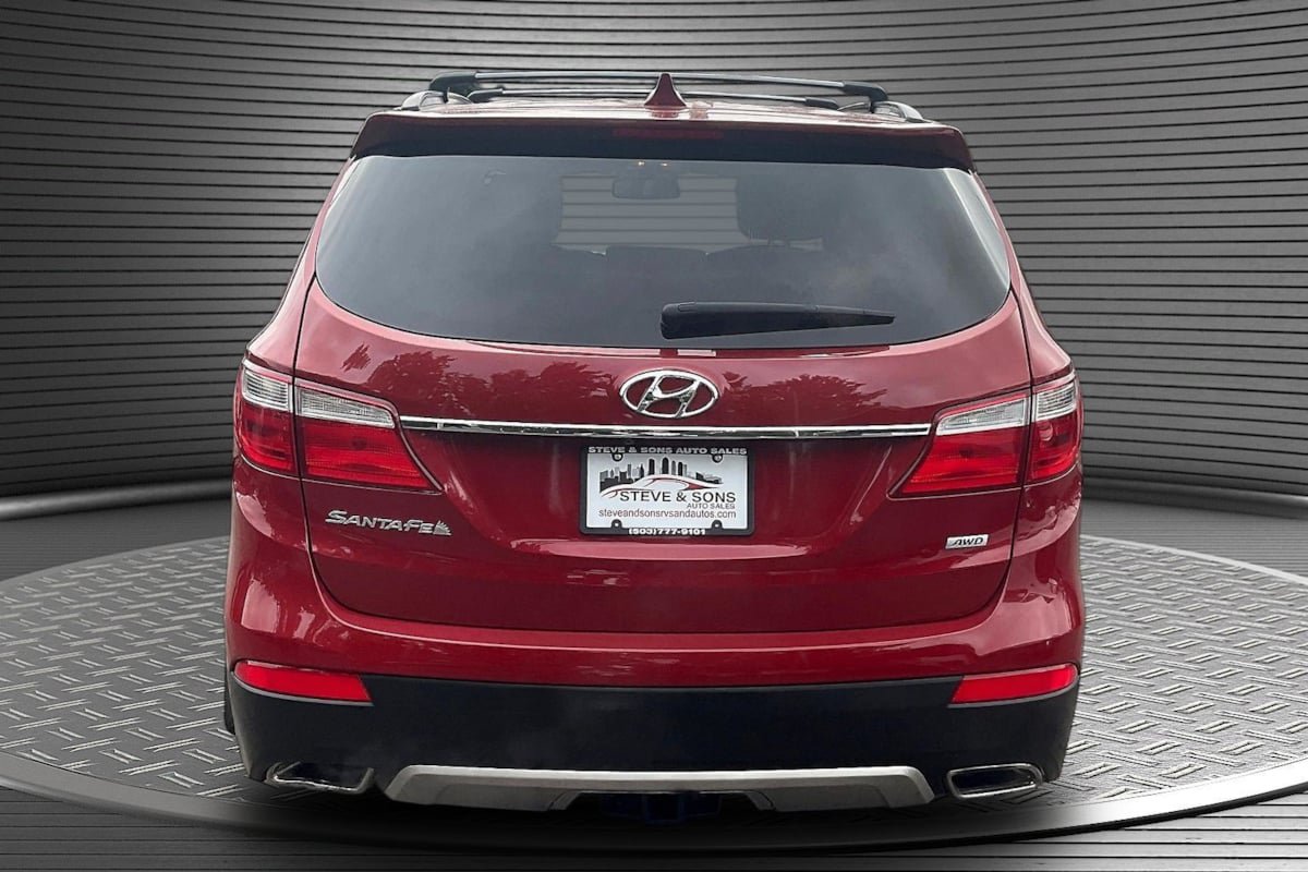 Used 2015 Hyundai Santa Fe GLS w/ Option Group 02 AWD/4WD image 5
