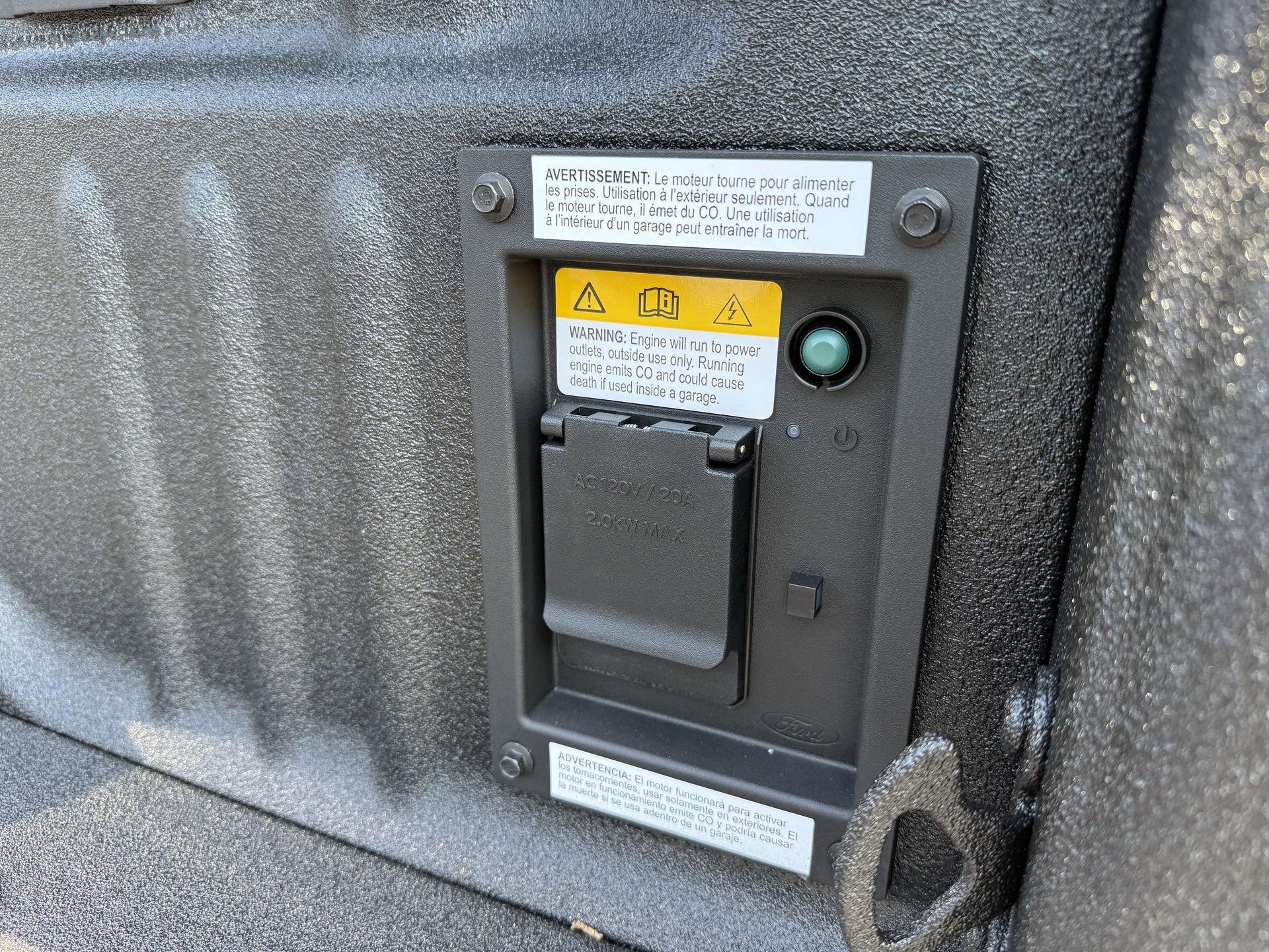 New 2025 Ford F250 Lariat w/ Lariat Ultimate Package image 21