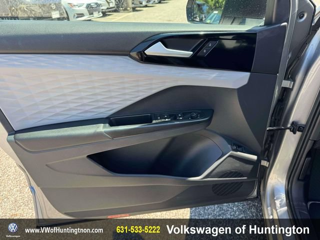 Certified 2023 Volkswagen Taos S w/ Driver Assistance Package AWD/4WD image 16