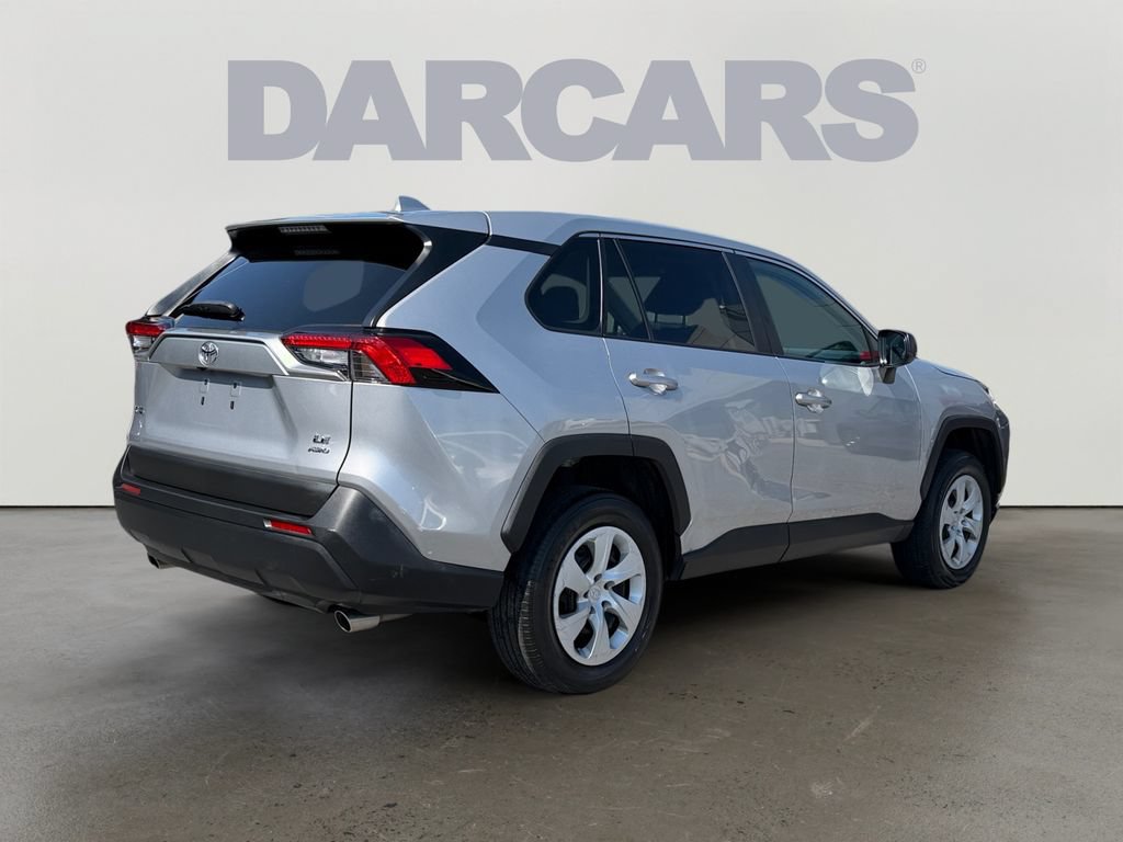 Used 2024 Toyota RAV4 LE AWD/4WD image 6