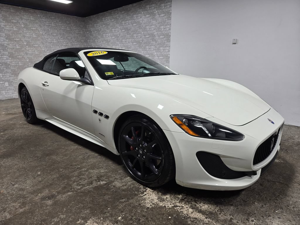 Used 2016 Maserati GranTurismo Sport RWD image 2