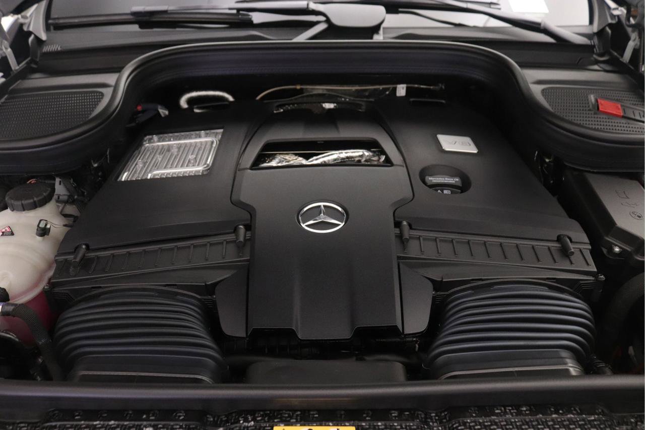 New 2026 Mercedes-Benz GLE 580 4MATIC image 9