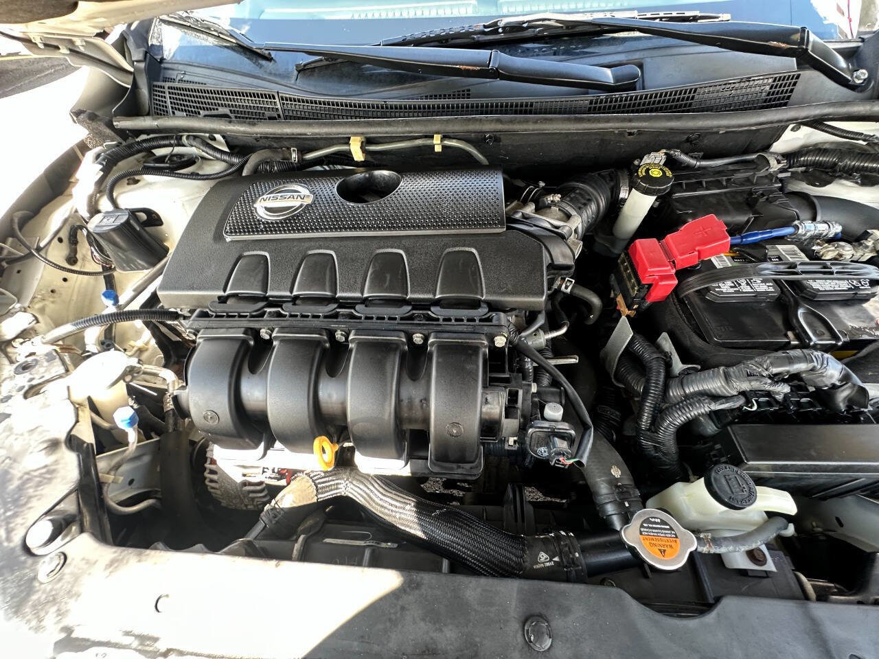 Used 2015 Nissan Sentra SR image 25