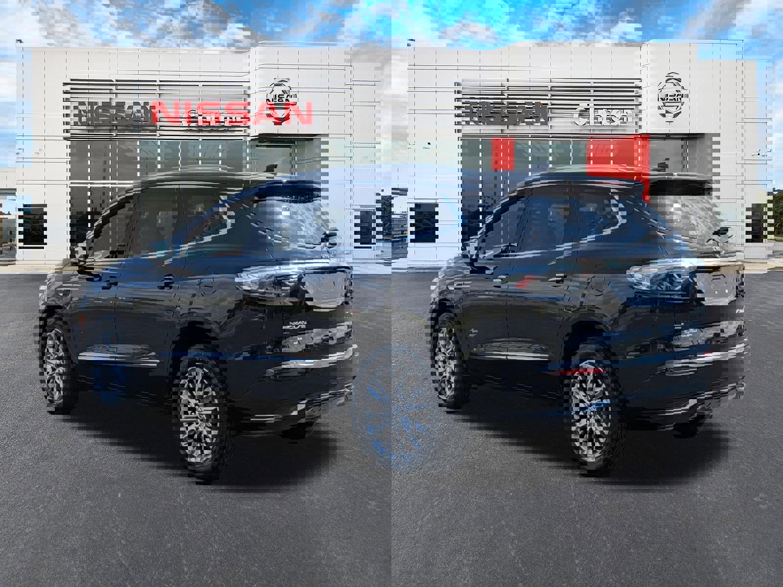 Used 2023 Buick Enclave Avenir w/ Avenir Technology Package image 5