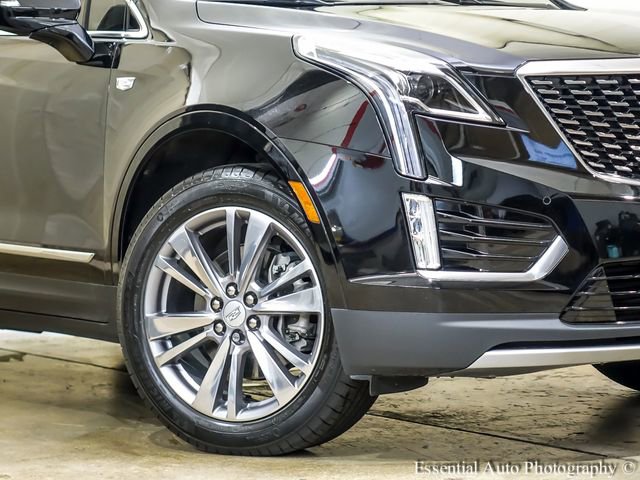 Certified 2025 Cadillac XT5 Premium Luxury w/ LPO, Floor Liner Package AWD/4WD image 4