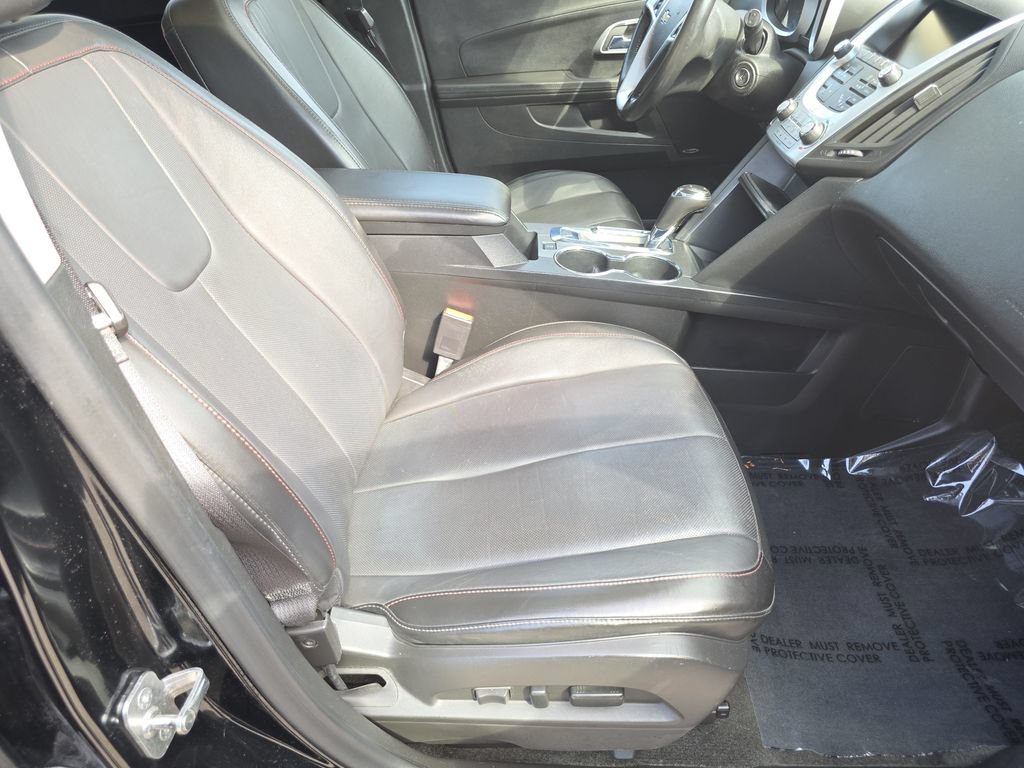 Used 2017 Chevrolet Equinox Premier w/ Enhanced Convenience Package AWD/4WD image 18