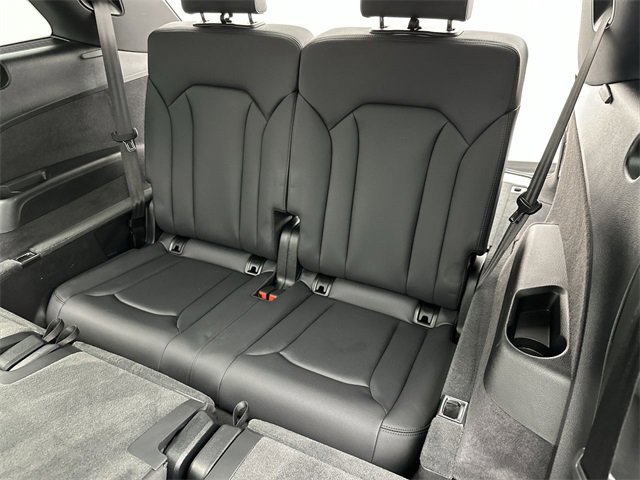 Certified 2025 Audi Q7 3.0T Premium w/ Convenience Package image 24