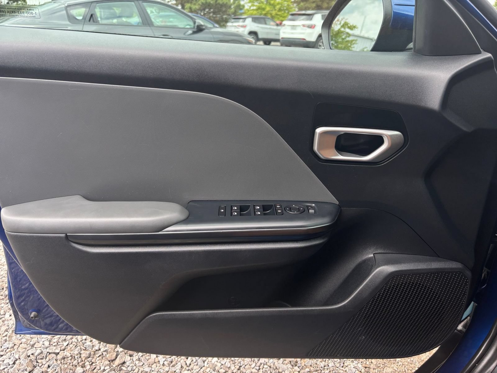 Used 2025 Kia K4 FWD image 18
