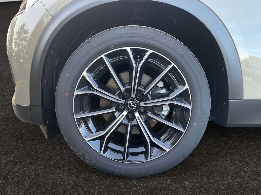 New 2025 MAZDA CX-70 Plug-In Hybrid w/ Premium Pkg image 13