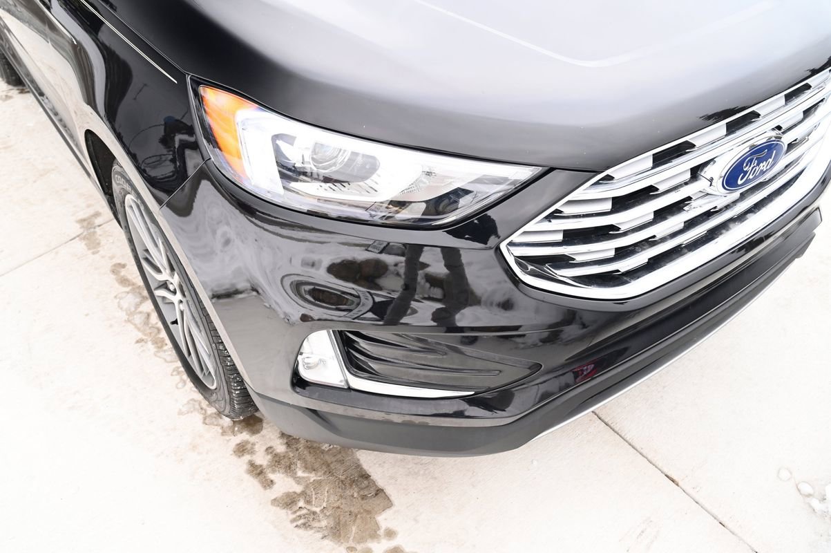 Used 2019 Ford Edge Titanium w/ Cold Weather Package image 11