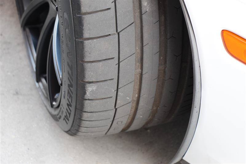 Used 2013 Chevrolet Corvette 427 w/ 1SC Preferred Equipment Group RWD image 46
