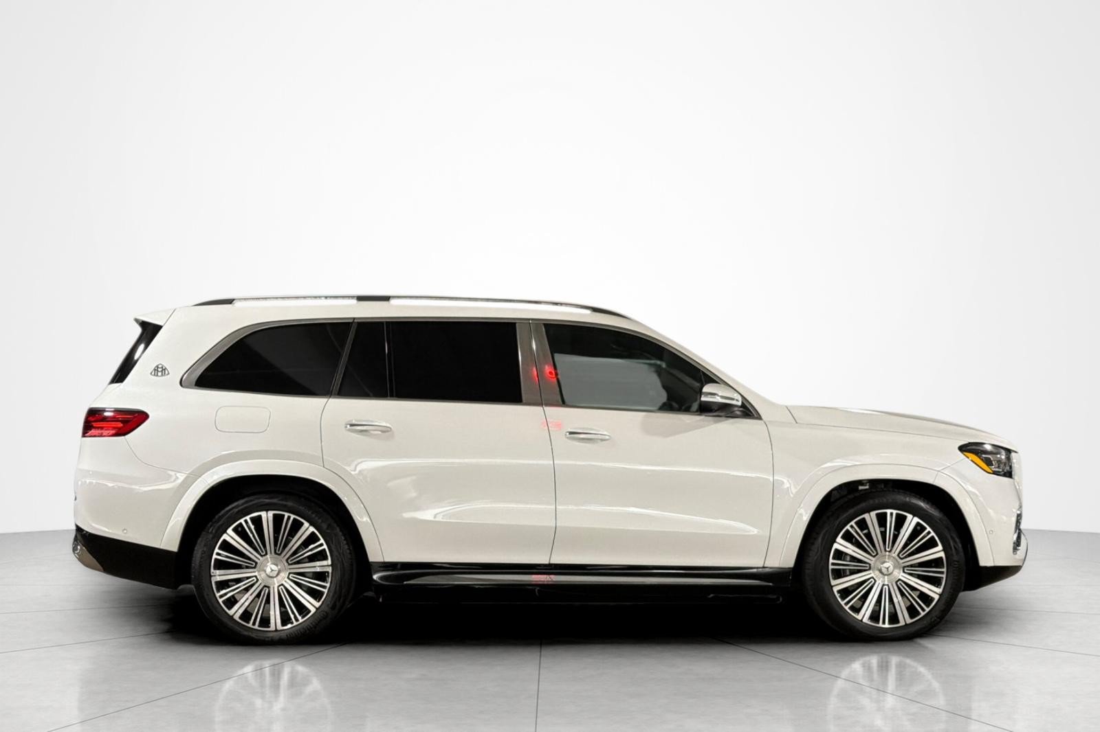 New 2026 Mercedes-Benz Maybach GLS 600 4MATIC image 6