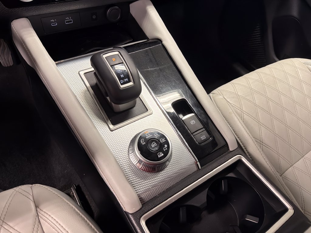 Used 2022 Mitsubishi Outlander SEL AWD/4WD image 35