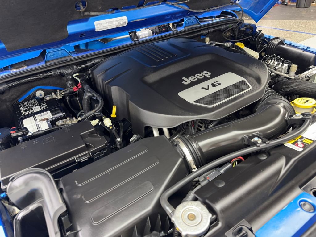 Used 2016 Jeep Wrangler Unlimited Sahara w/ Max Tow Package image 73