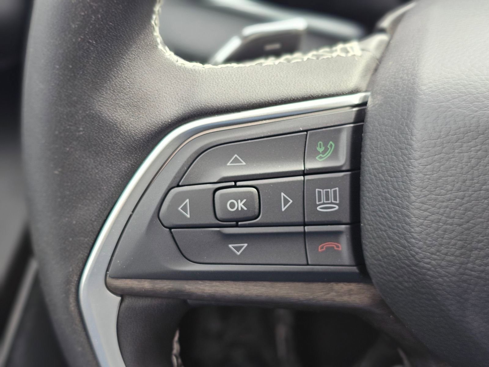 New 2026 Jeep Grand Cherokee Limited image 17