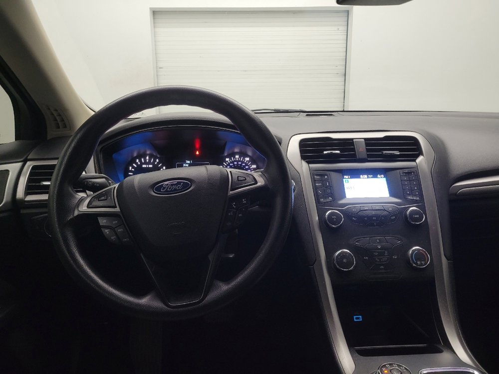 Used 2020 Ford Fusion S image 22