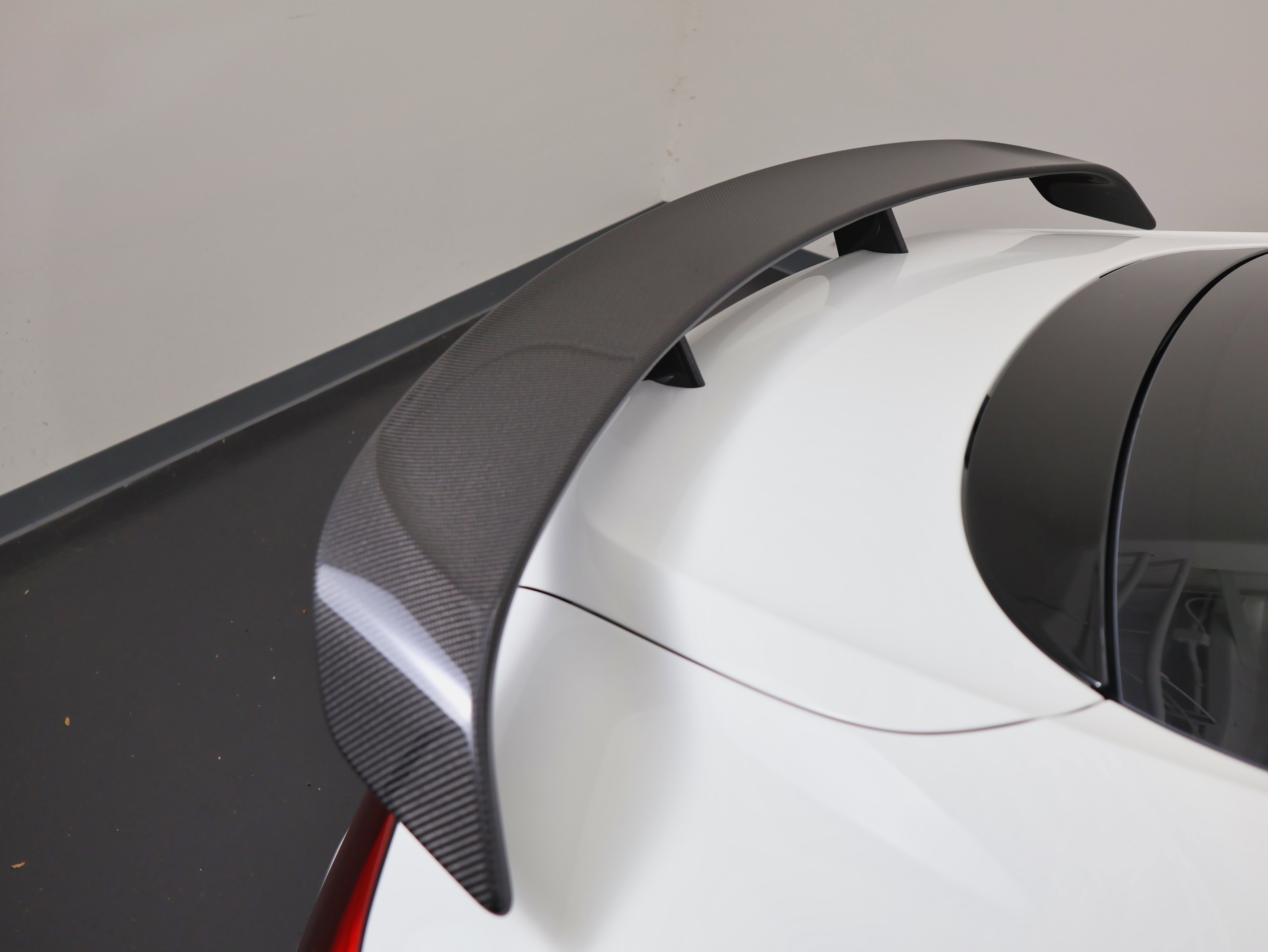 Used 2015 Bentley Continental GT3-R image 59