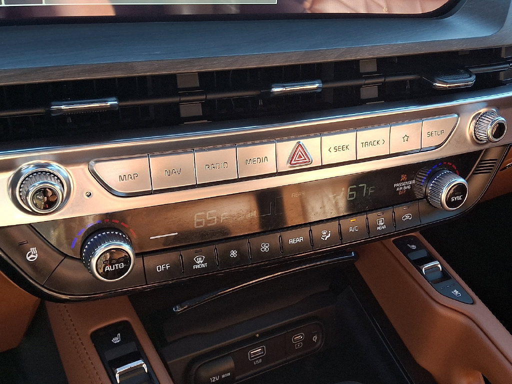 Used 2024 Kia Telluride SX Prestige X-Line AWD/4WD image 18