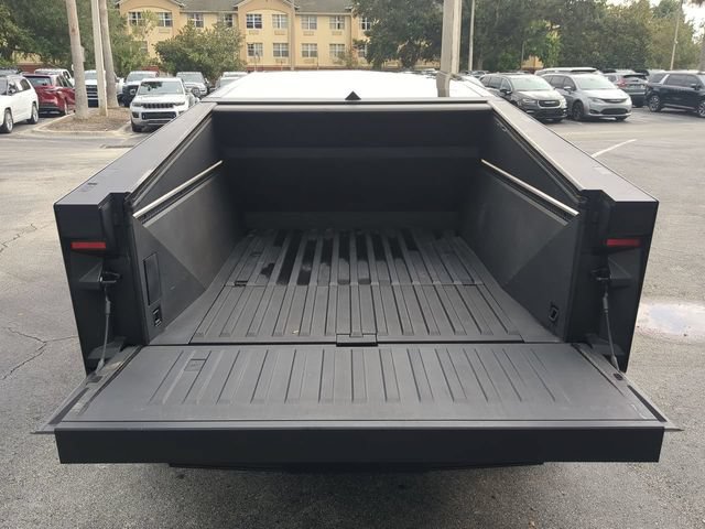 Used 2024 Tesla Cybertruck AWD Crew Cab image 12