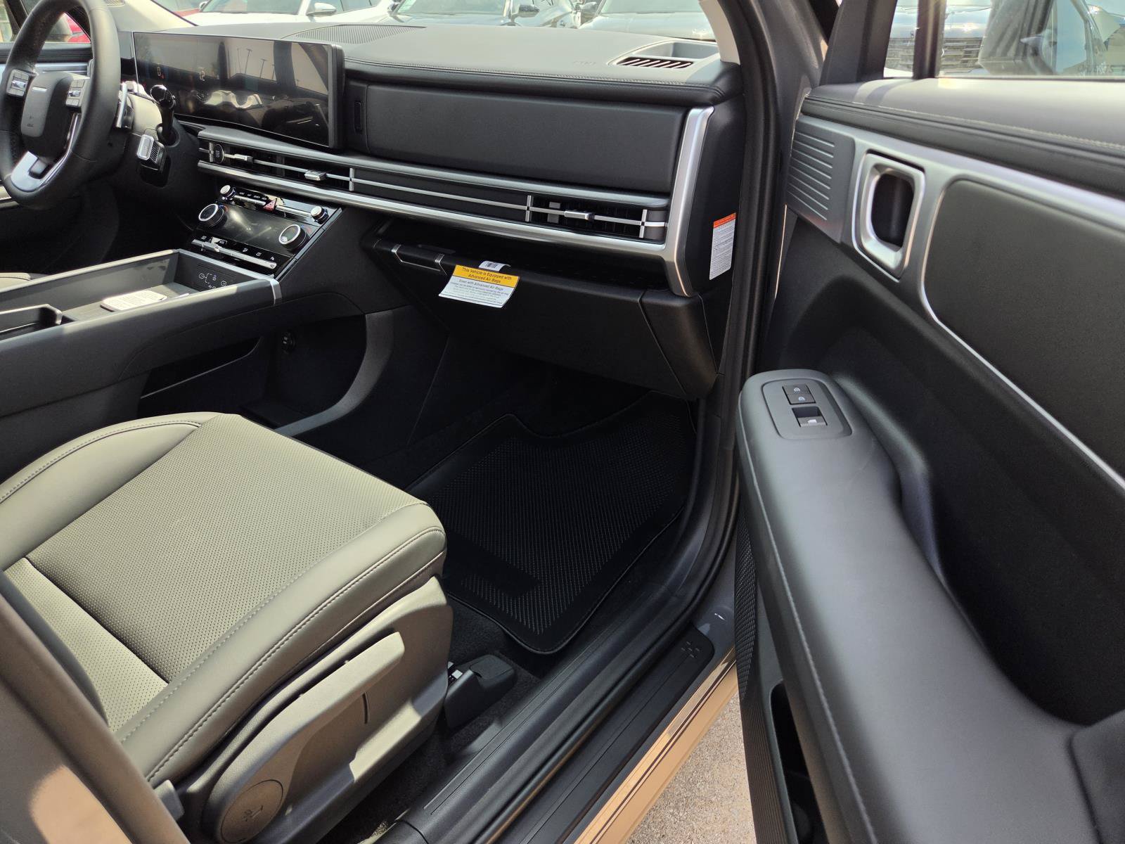 New 2027 Hyundai Santa Fe SEL FWD image 8