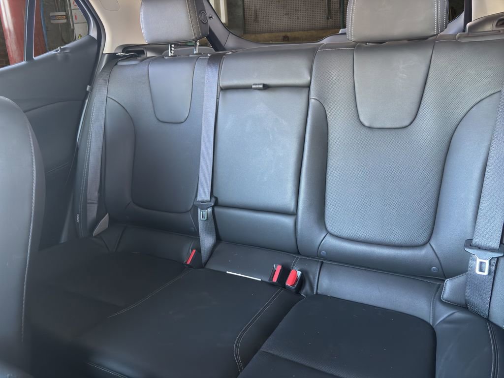 Used 2024 Buick Encore GX Sport Touring w/ Comfort Package image 12