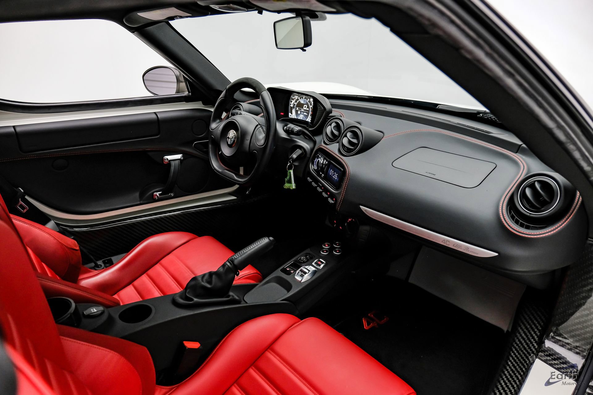 Used 2015 Alfa Romeo 4C Coupe w/ Leather Interior Group RWD image 42