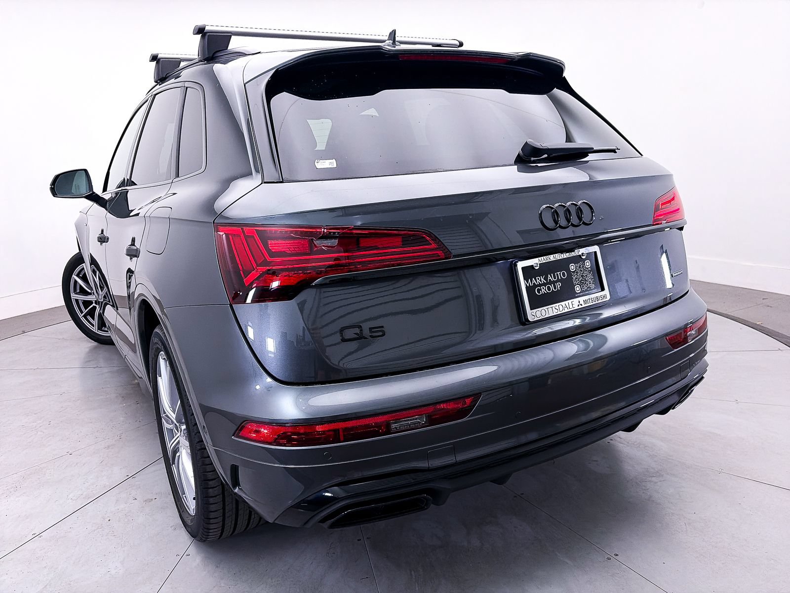 Used 2023 Audi Q5 e Prestige w/ Prestige Package AWD/4WD image 12