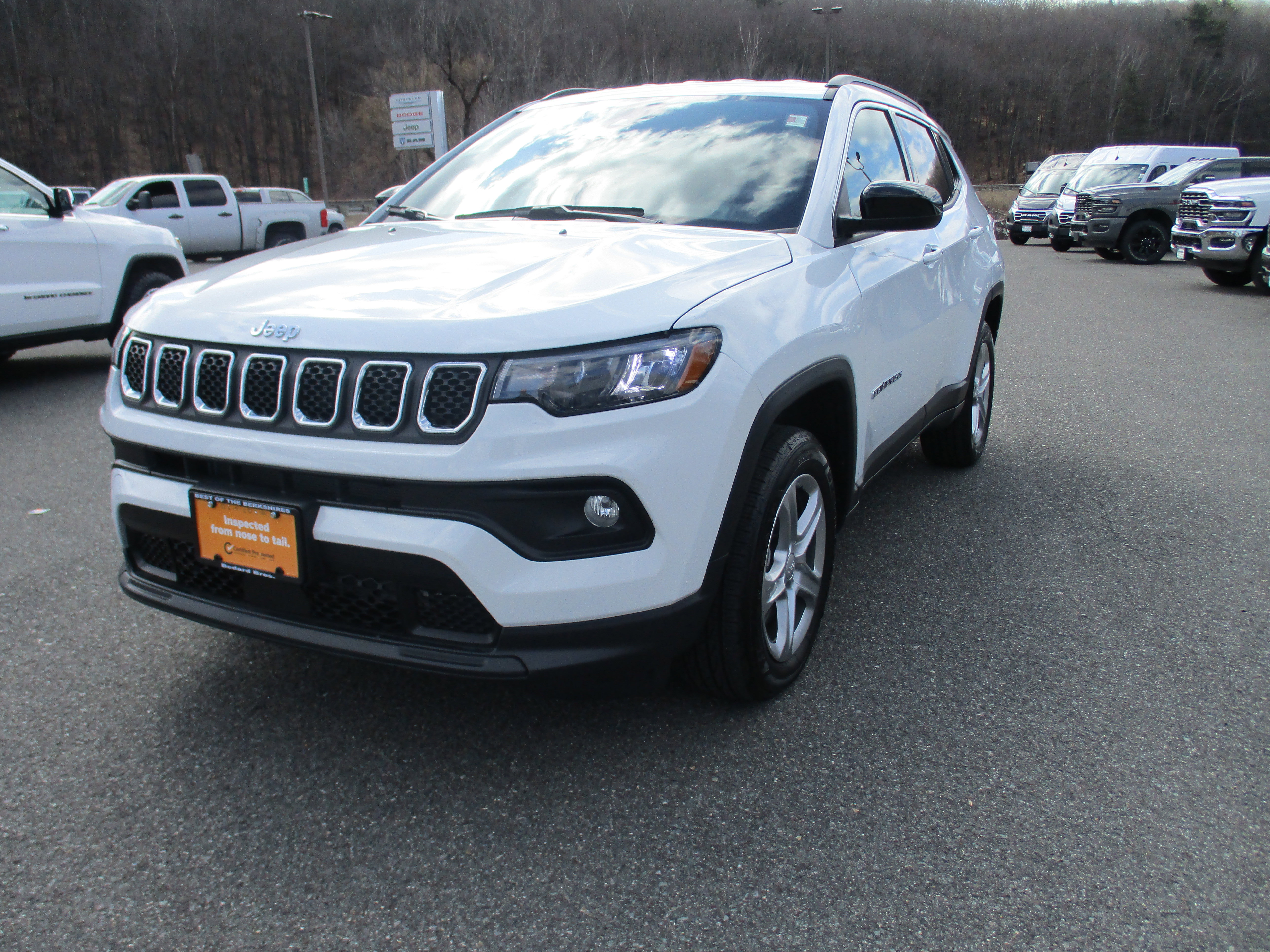 Certified 2024 Jeep Compass Latitude image 1