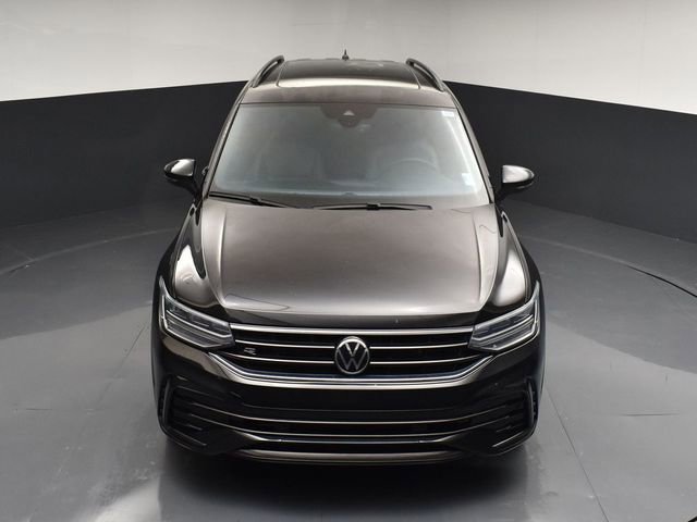 Used 2023 Volkswagen Tiguan SE R-Line image 44