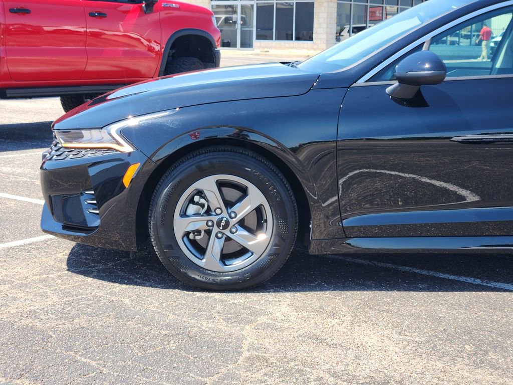 Used 2023 Kia K5 LXS FWD image 9
