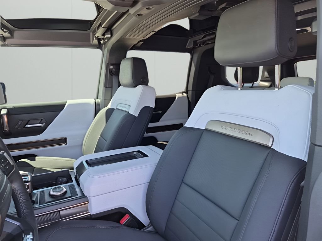 Used 2024 GMC Hummer EV 2X image 30