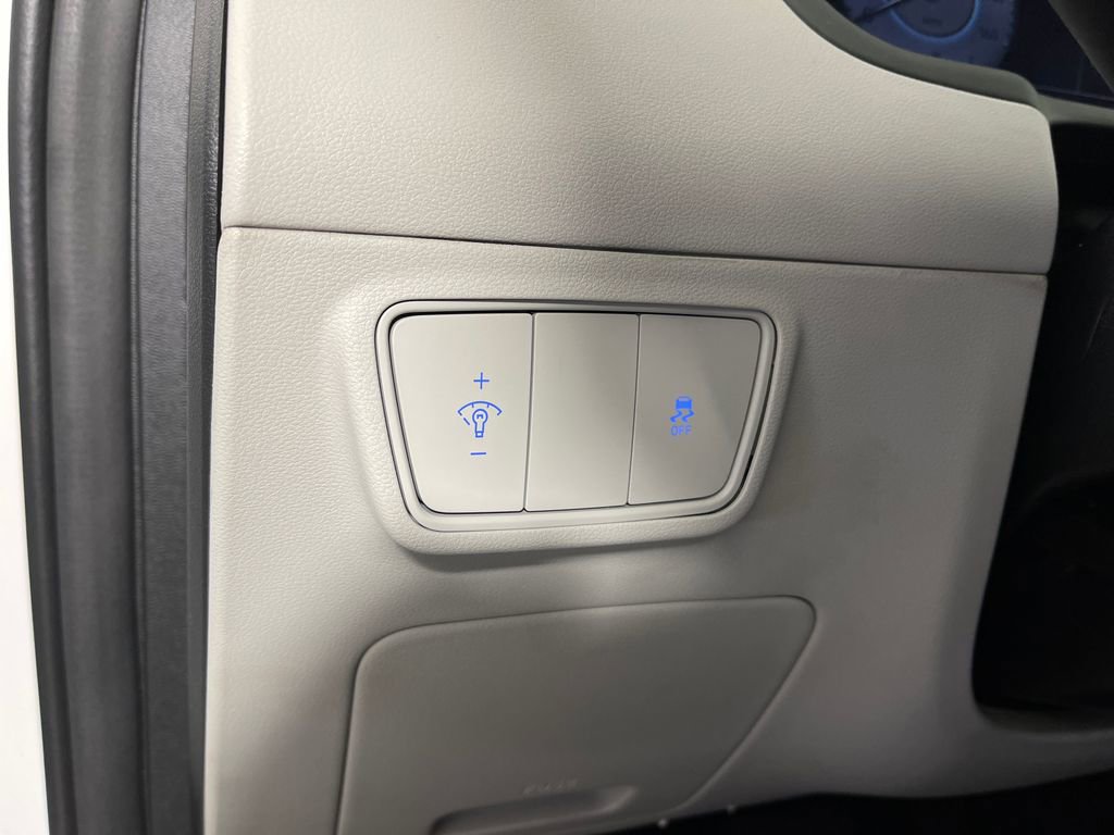 Certified 2024 Hyundai Tucson SE FWD image 31