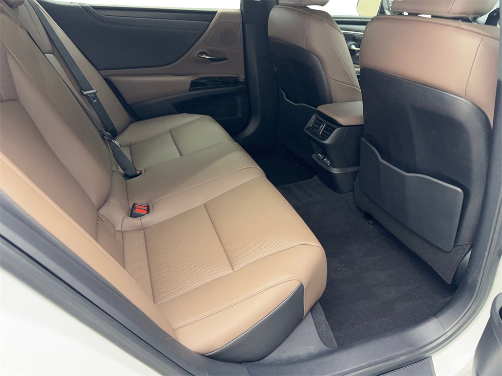 Used 2023 Lexus ES 350 w/ Premium Package image 39
