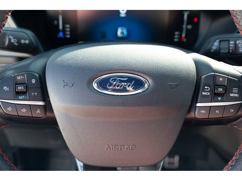 Used 2024 Ford Escape ST-Line w/ Tech Pack #1 FWD image 18