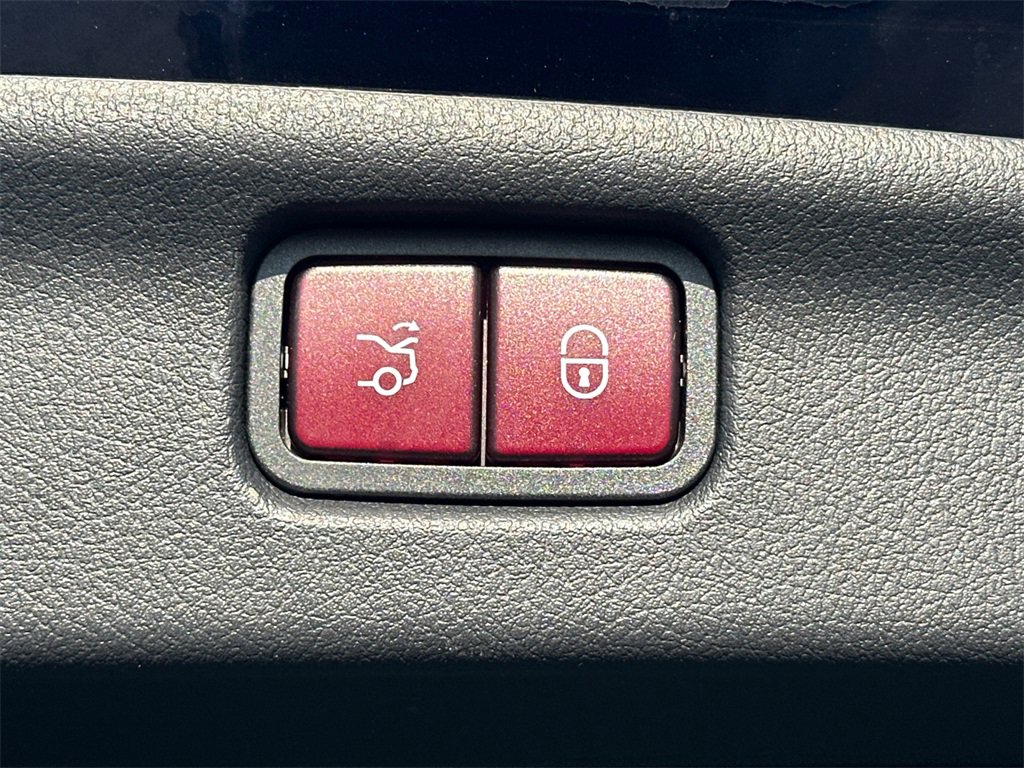 Certified 2023 Mercedes-Benz C 300 Sedan image 21