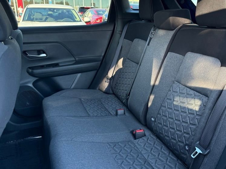 New 2025 Nissan Kicks SV w/ Charging Package image 26