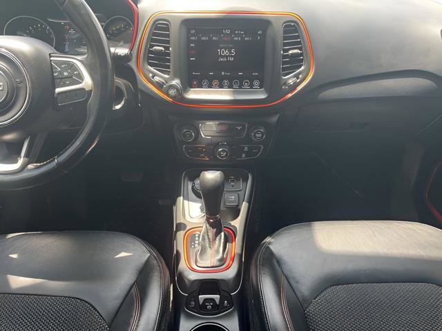 Used 2020 Jeep Compass Trailhawk AWD/4WD image 25