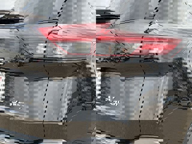 Used 2023 Nissan Rogue SV image 7