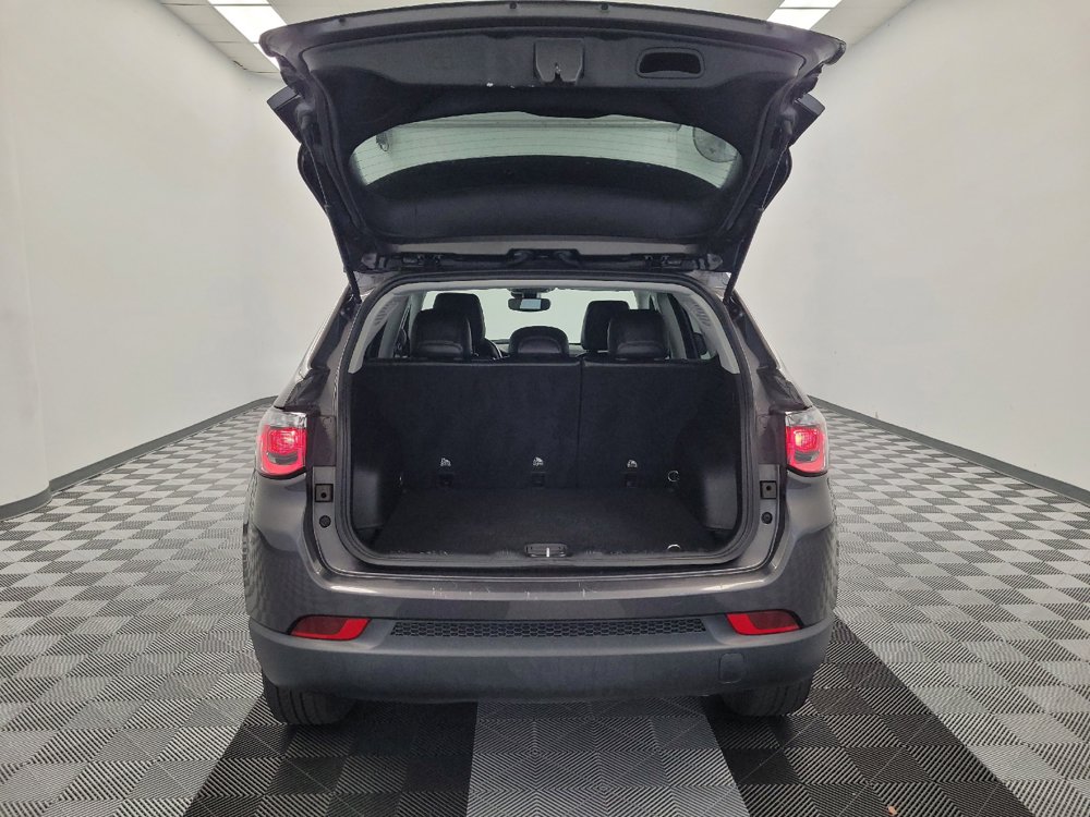 Used 2022 Jeep Compass Latitude AWD/4WD image 29