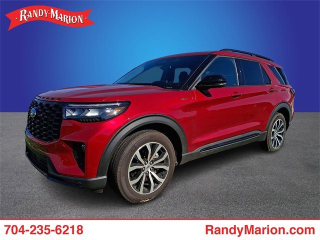 Certified 2025 Ford Explorer ST-Line image 1