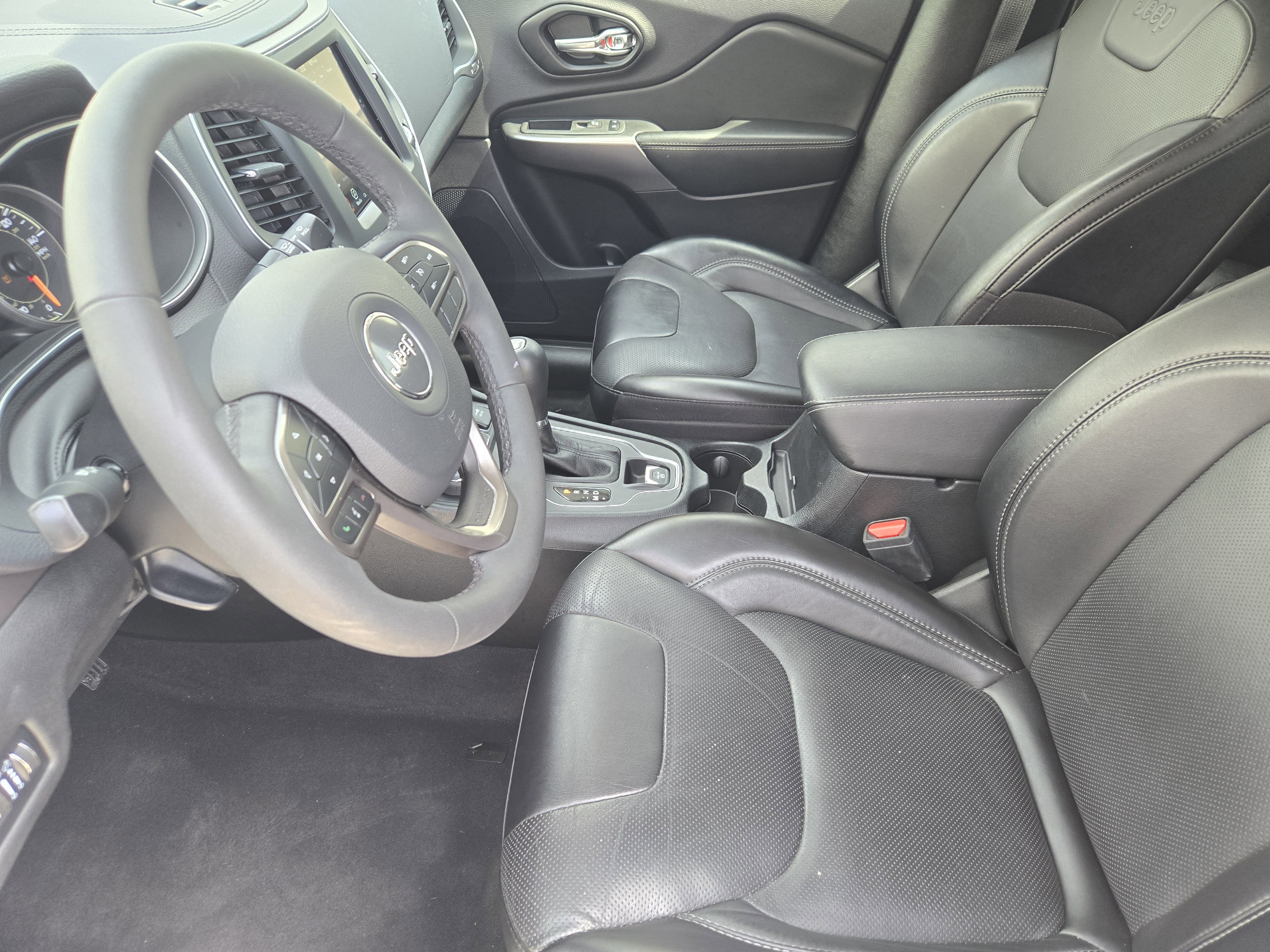 Used 2022 Jeep Cherokee Latitude Lux AWD/4WD image 15